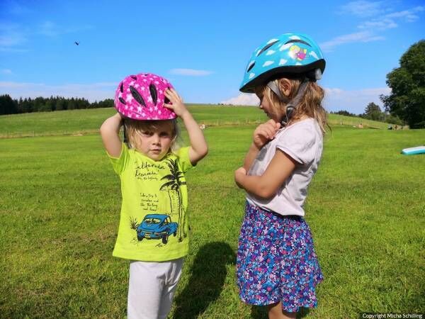 kinderhelme-so-finden-sie-den-richtigen