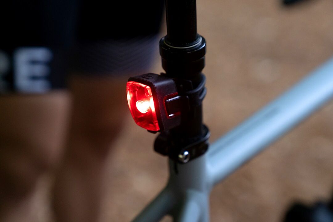 Sicher im Dunkeln unterwegs: Akku-Fahrradlichter im Vergleich und